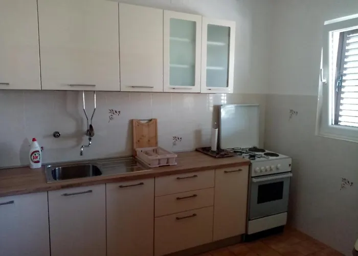 Pave Apartman Betina (Sibenik-Knin)